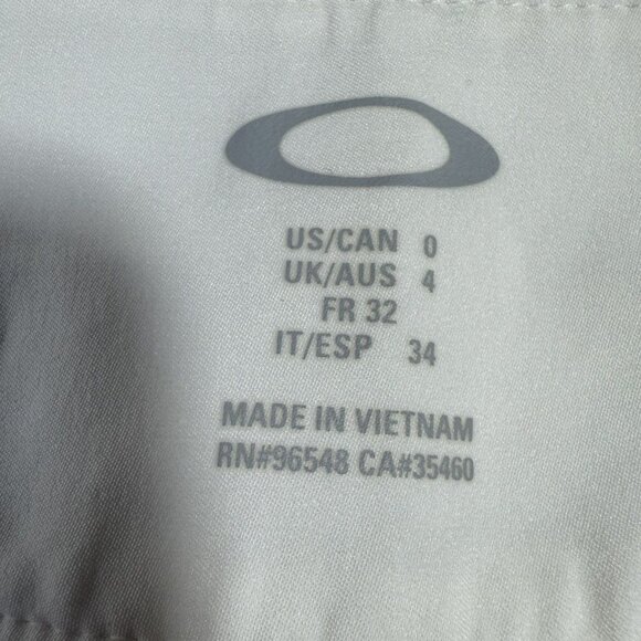 Oakley Sports Tennis Golf Shorts - Picture 4 of 5